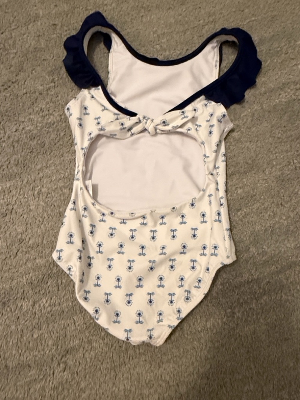 Minnow, 4 one piece bathing suit set, size: 3/4, excellent condition - Picture 3 of 14